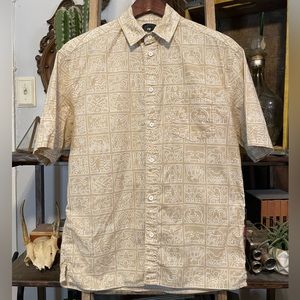 H&M X Keith Haring Men’s Tan Short Sleeve Button Down Collared Shirt. EUC. Small